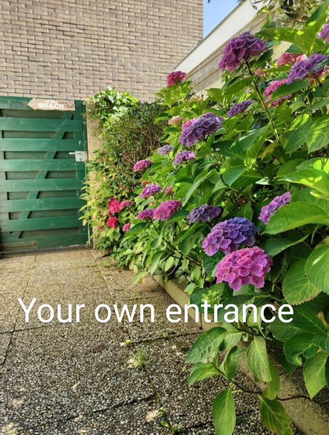 Yuki Villa Zandvoort Buitenkant foto
